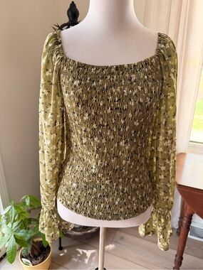 NWT Olive Floral Smocked Square-Neck Blouse by